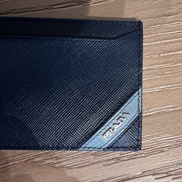 Mens Prada saffiano leather card holder in navy. Brand new, never used. - Picture 4 of 5